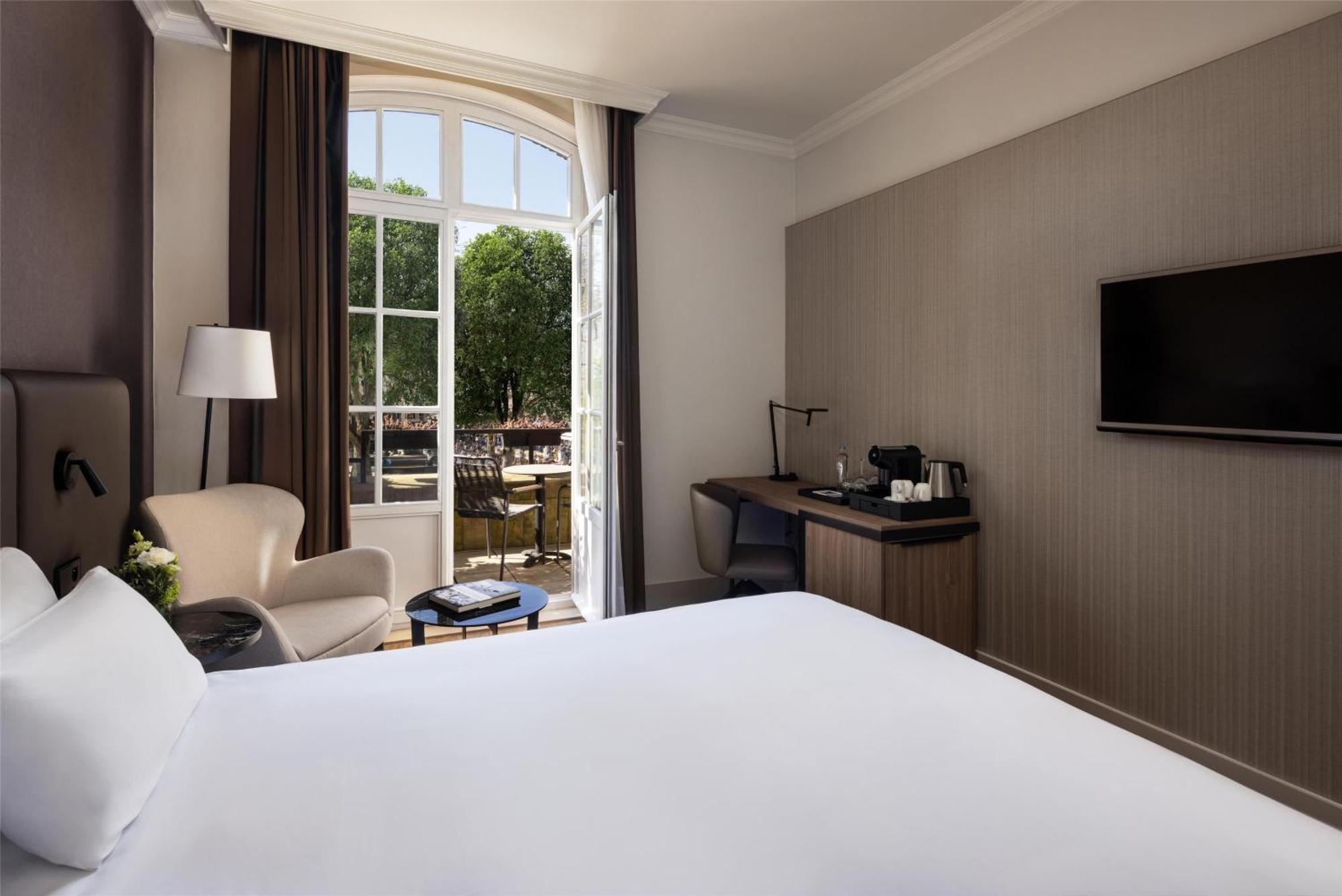 Nh Carrefour De L’europe Hotel 4*